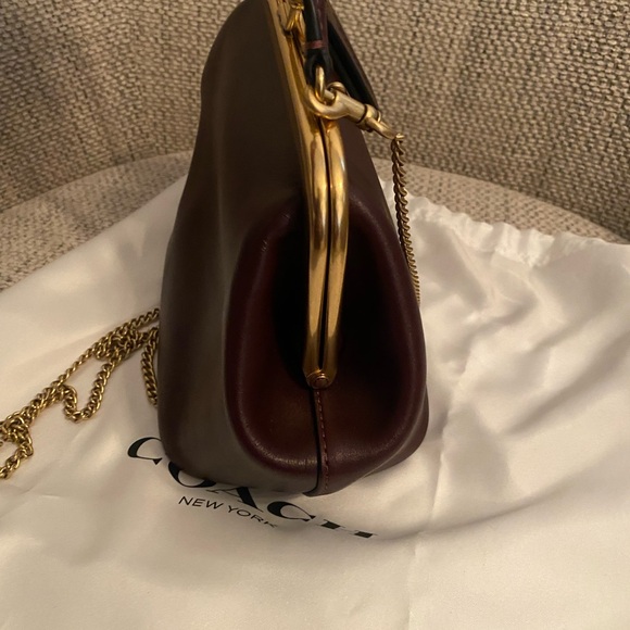 Coach  kisslock bag 16 burgundy/wine Leather Clutch with Gold Accents - Picture 13 of 14